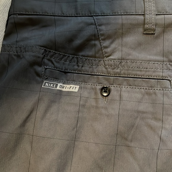 Hurley with Nike drifit size 38 hybrid shorts - Picture 5 of 5